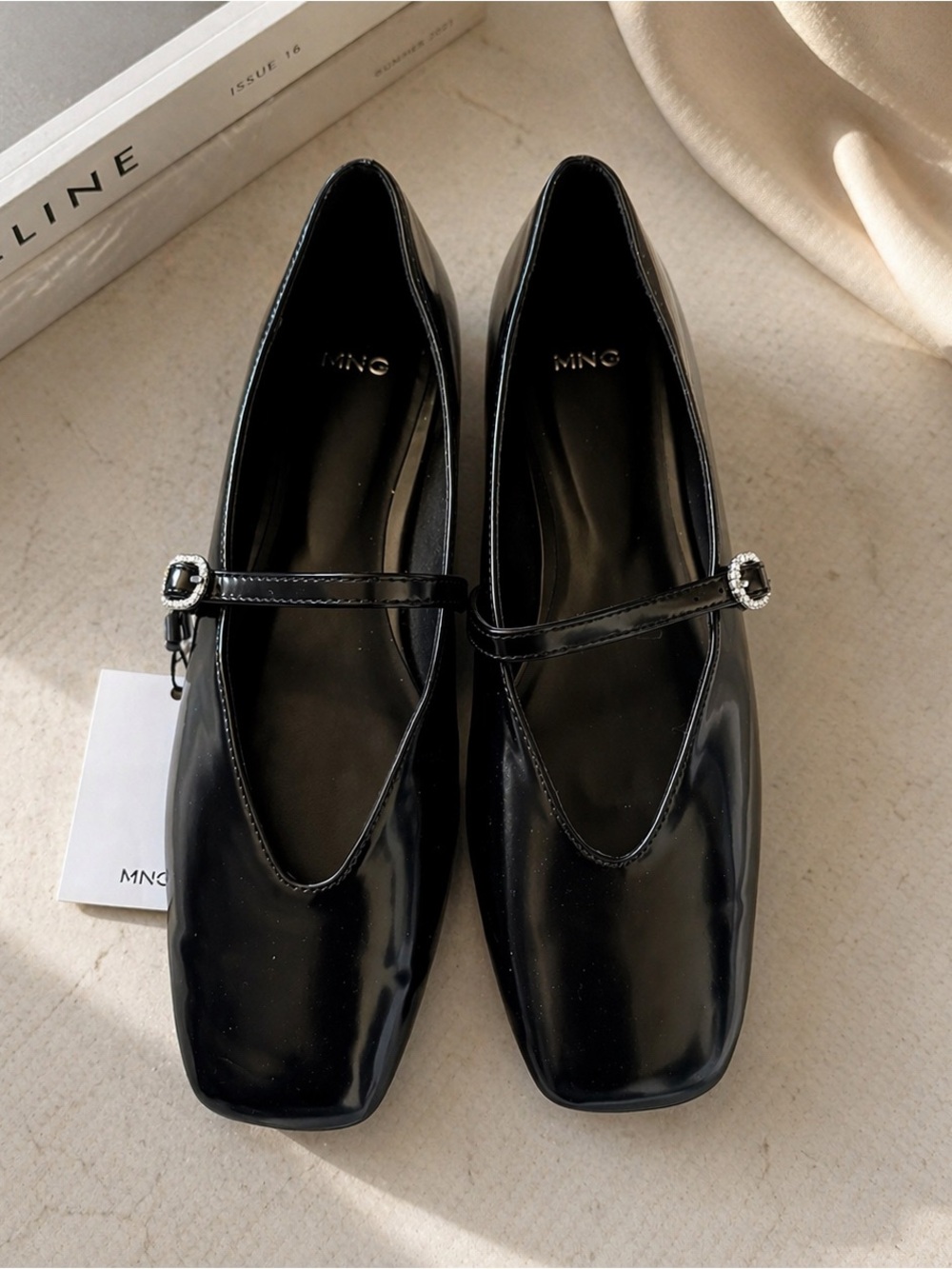 NWT Mango women black Mary Jane flats with square toe and small rhinestones buck